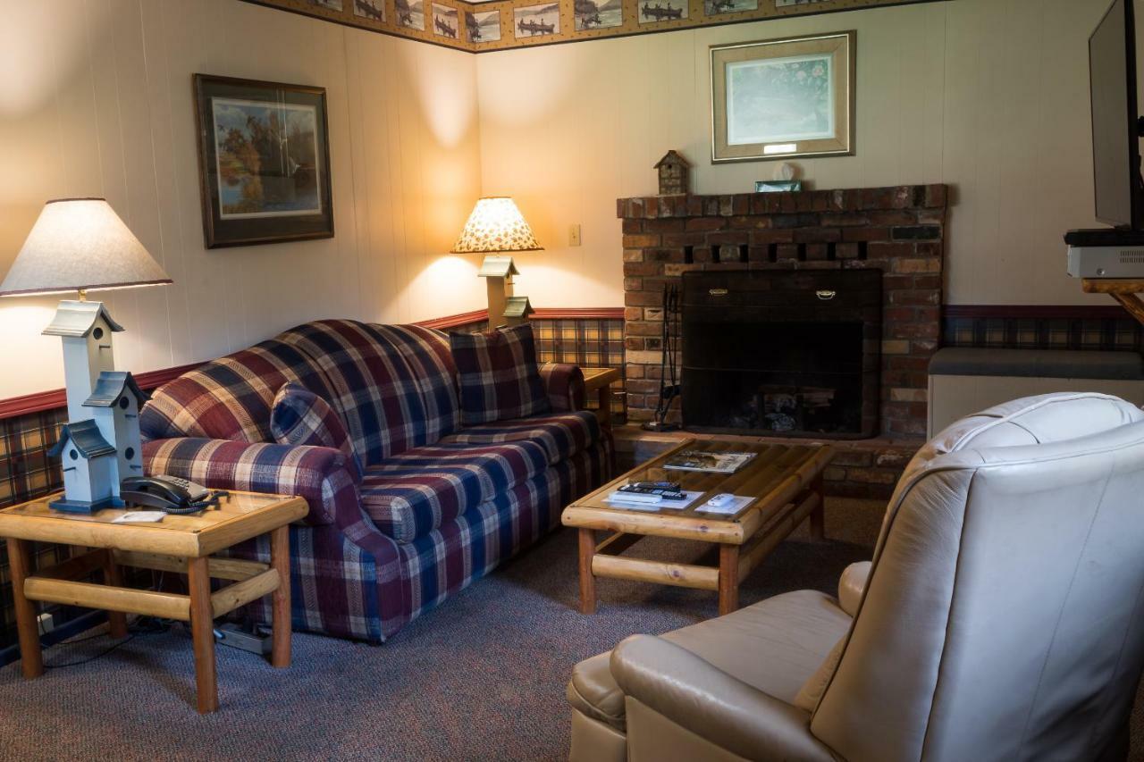 Morrisons Rogue River Lodge Merlin Extérieur photo
