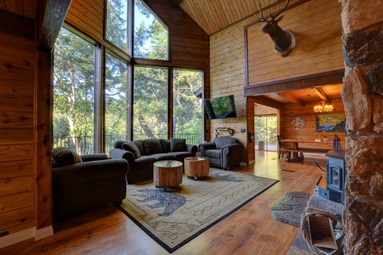 Morrisons Rogue River Lodge Merlin Extérieur photo
