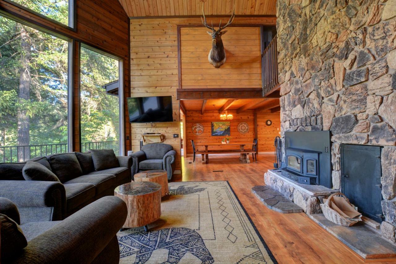 Morrisons Rogue River Lodge Merlin Extérieur photo
