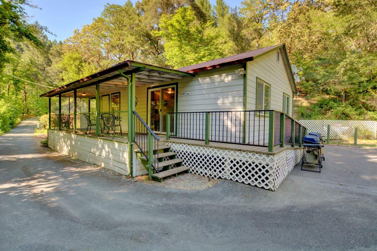 Morrisons Rogue River Lodge Merlin Extérieur photo